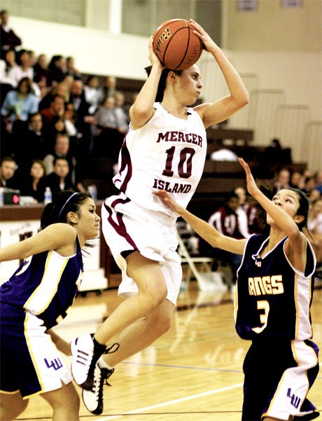 16258mercer1209_girlsbball3 16258mercer1209_girlsbball3